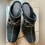 Aerosoles  Black Suede Pointy Toe. Buckled Front Blocked Heel Sz 6 Photo 1