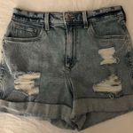 Hollister  Ultra High-Rise Mom Jean Shorts 3" Photo 0