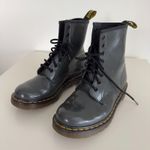 Dr. Martens Boots 11821 Womens 7 Gray Patent Leather Combat Lace Up Grunge Rock Photo 4