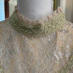 Q&A Elegant Lace Blouse Pearl/Tan Photo 2