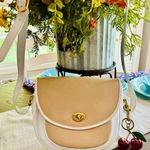 Gucci Elegant Tan and White Women's Bag Photo 0