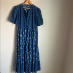 Tuckernuck  Ro's Garden Daphne Midi Dress Medium Photo 1