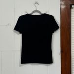 Gap  Black Ribbed Knit V Neck Short Sleeve Tee Shirt Womens Size Medium Photo 3