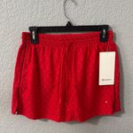 Lululemon Textured Mesh Tennis Skirt size small lululemon red and dark red Photo 3