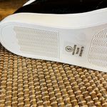 *One Left Shoe*‎ Black Star Sneaker Size 9 Photo 6