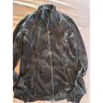 Yogalicious  S Gray Black Camo Full Zip Track Jacket Women’s $98 Photo 4