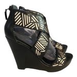 Diane Von Furstenberg ‎ Shoes Women 7.5 M Black White Geometric Wedge Sandals Zip Photo 0