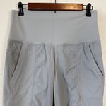 Lululemon In Flux Crop Pants Joggers Size 6 Slate Gray Pockets Photo 2
