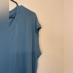 Athleta  Women’s Blue‎ Sleeveless Top Tee Size L Photo 4