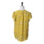 H&M Blouse V-neck Short Sleeves Popover Yellow White Floral Women’s Size 10/M Photo 3