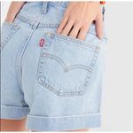Levi's Premium Women's High Waisted Mom Shorts Denim Blue Size 26 NWT Photo 2