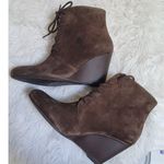 Isaac Mizrahi Live Andrea Size 8 Brown Leather Suede 3" Wedge Ankle Booties Photo 2