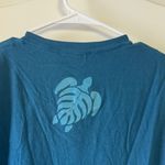 Women's Teal V Photo 3