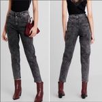 Levi's  Exposed Button Mom Jeans Black Acid Wash Far Fetched Grey Size 32 Photo 1