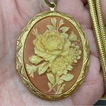 Vintage Flower Cameo Locket Pendant Gold Photo 14