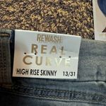 REWASH NWT  "real curve" high rise skinny size 31 NWT Photo 3