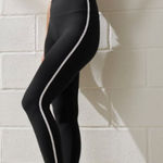 YPB SculptLUX Side Stripe 7/8 Length Legging Black White Size Large Photo 0