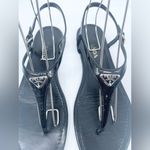Prada Black Patent leather triangle logo embellished T strap thong sandals EU 41 Photo 6