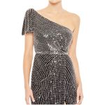 Mac Duggal  Pearl Embellished Soft Tie One Shoulder Gown Size 6 Style #93735 NWT Photo 3