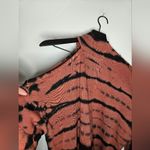 LA Made LA‎ Made Turtle Neck Shoulder cut off Tie Dye Sweater in  Small Photo 2