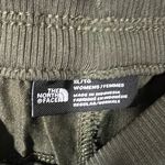 The North Face Aphrodite Cropped Dark Olive Drawstring pants Photo 4