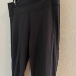 Lululemon Black Cropped  Leggings Photo 1