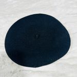 H&M  One Size Women's Charcoal Wool Stretch Fitted Beret Hat Photo 1