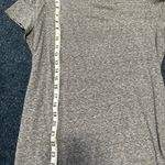 Universal Threads Gray Top Photo 1