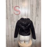 Ambiance puffer jacket size small Black Photo 2