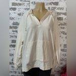 Old Navy  Women's Cream Hooded Pullover Photo 2