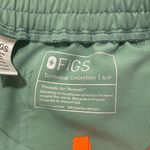 FIGS scrub pants Yola skinny scrubs women’s size small S/P Photo 5