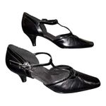 Aerosoles  Elegant Women’s Wild Cheery Leather Shoes
Size 9M Photo 0