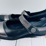 Taos Footwear Serenade Black and Silver Mary Jane Flats Size 8 US/39 EU Photo 5