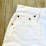 Levi's 501 Premium Collection white shorts size 27. Photo 1
