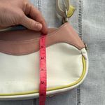 Vintage Cream Shoulder Bag with Pastel Pink and Green Detailing. Photo 13