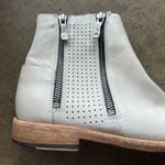 Vero Cuoio  OXS Women’s Cream Gray Leather Ankle Booties Sz 6.5 Photo 11