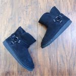 Arizona Jeans Arizona • faux shearling ankle booties black suede fur harness short low Y2K Photo 4