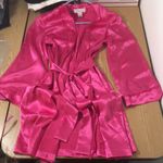 Morgan Taylor Womens  Super Sexy Lightweight Silky Satiny Pink Robe Size Small Photo 0
