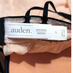 Auden Push Photo 3