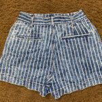American Eagle “Mom Shorts” Photo 1