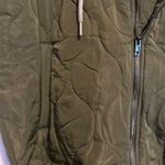 Boutique Chic Jungle‎ Green drawstring hooded puffer Quilted Vest Large Photo 7