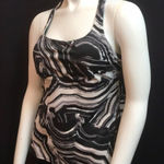 Nike Black, Gray, & White Swirl Tankini Top (L) Photo 0