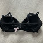 Victoria's Secret Victoria’s Secret • dream angels lace lightly padded no wire bra Photo 1