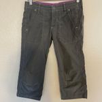 Kuhl Womens Sz 2 Embroidered Capri Pant Outdoor Hiking Gorpcore Goth Grey Y2K Photo 1