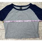 SheIn : Gray and Navy Baby Tee Photo 3