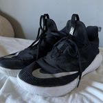 Nike Zoom Shift 2 ‘Black Metallic Silver’ Basketball Shoes Photo 4