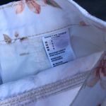 American Eagle  Womens Shorts Floral Size 4 Photo 5