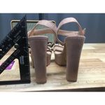 Chinese Laundry Arnette Women 6.5 M Pink Suede Open Toe Studded Platform Sandals Photo 2