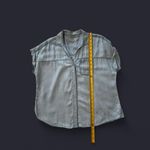 Westbound Used  Women’s Chambray Button-Front Shirt Petite Medium Short Sleeve Photo 2