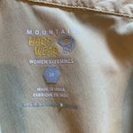 Mountain Hardwear  hiking shirt size 10 women Photo 2